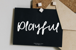 Playful: A Script Font for Creative Projects